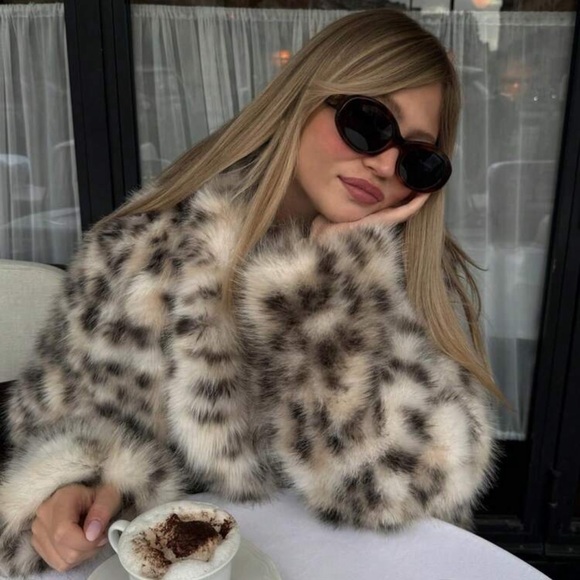 Jackets & Blazers - Luxury vintage style faux fur leopard fur coat fur trimmed cream tan black